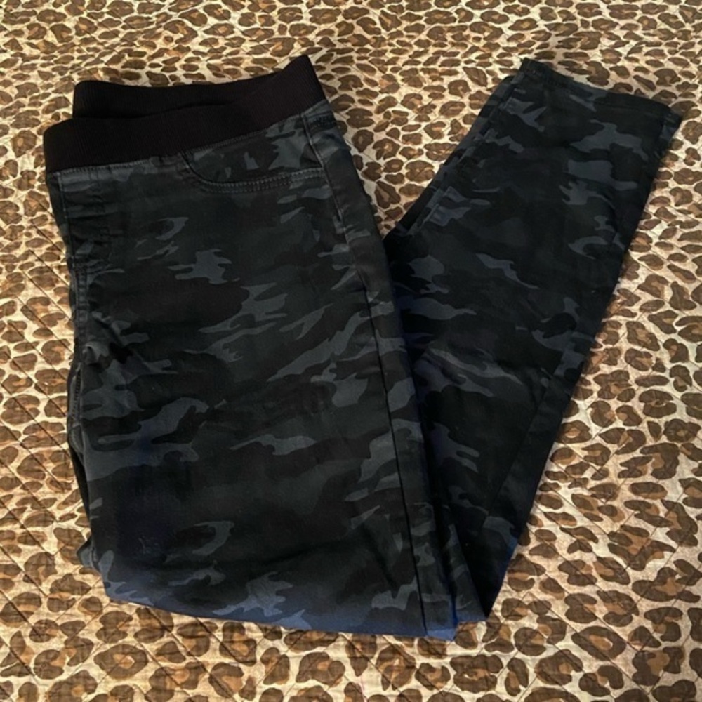 Black Gray Camo Pull On Relaxed Pants XL